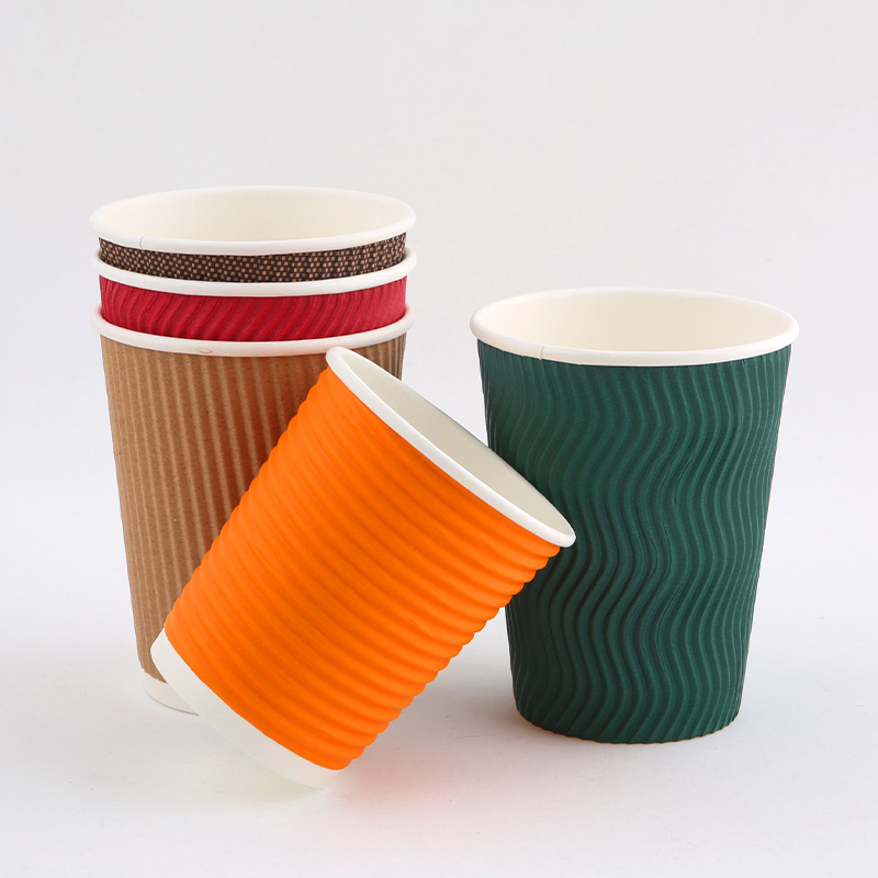 disposable-coffee-paper-cups-set-with-lids